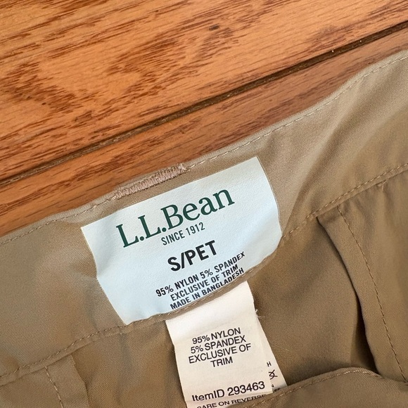 LL Bean women’s Sunsmart convertible hiking pants UPF 50 size small - Picture 2 of 3